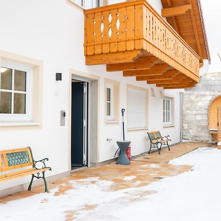 Liboria I Traumhafte Ferienwohnung In Aidling Am Riegsee Mit Atemberaubendem Blick Auf Die Majestaetische Zugspitze! Exterior photo