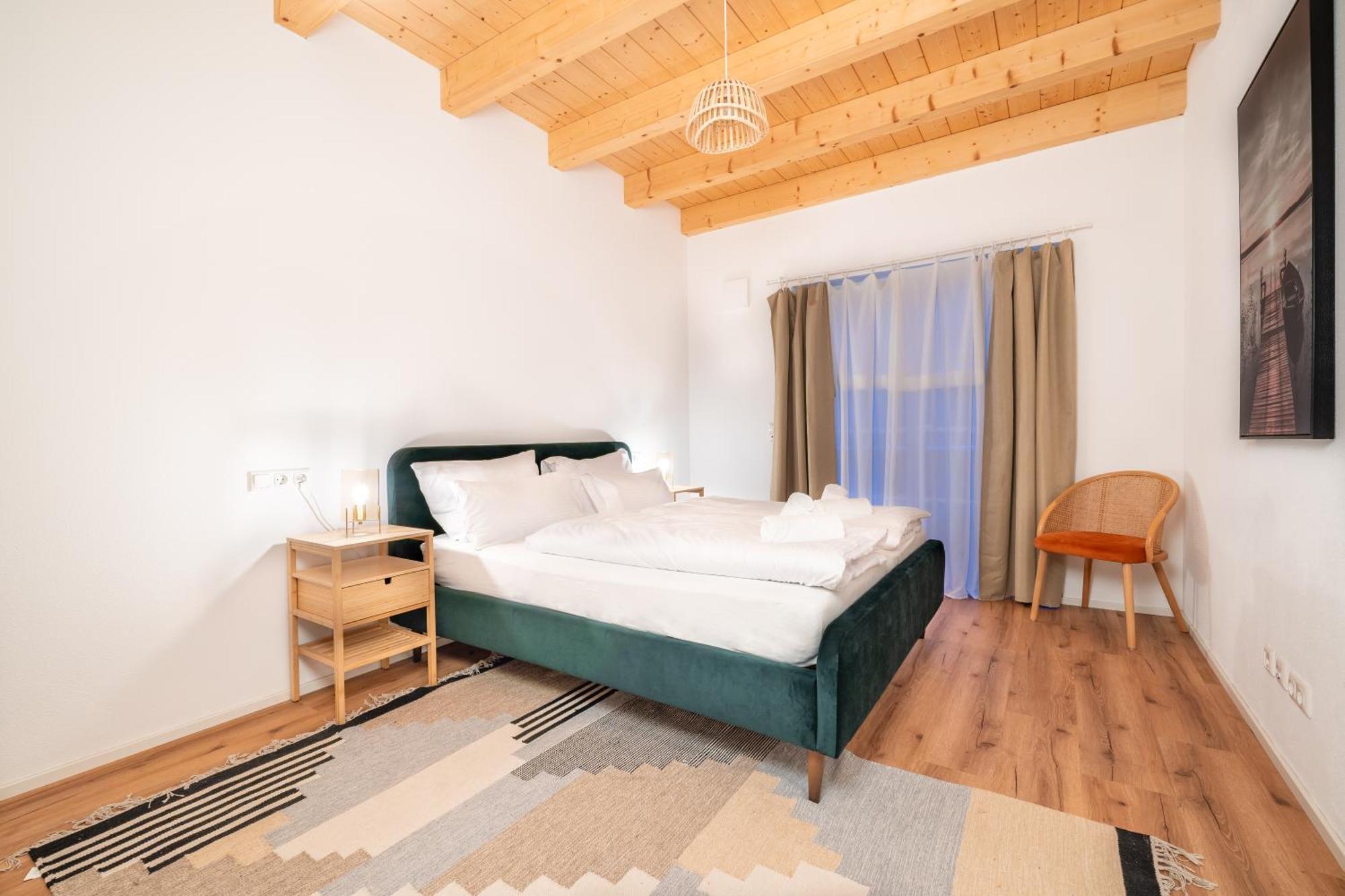 Liboria I Traumhafte Ferienwohnung In Aidling Am Riegsee Mit Atemberaubendem Blick Auf Die Majestaetische Zugspitze! Exterior photo